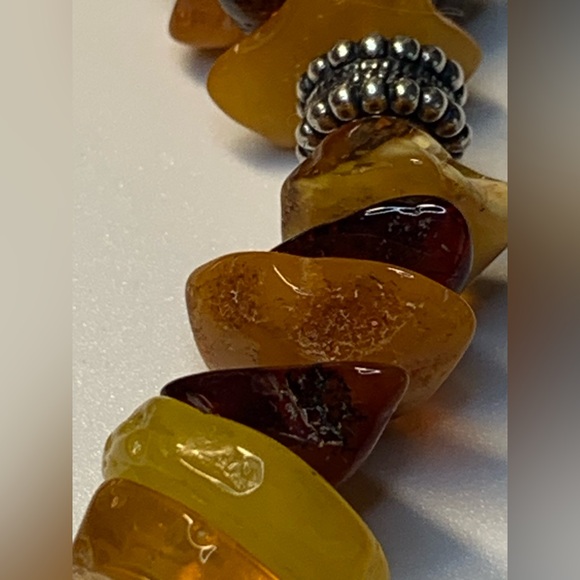 Silpada RARE HTF Sterling Silver & Honey Baltic Amber Chip Toggle Clasp Bracelet - Picture 10 of 16